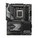 Motherboard Gigabyte X670 GAMING X AX V2 Intel Wi-Fi 6 AMD AMD X670 AMD AM5